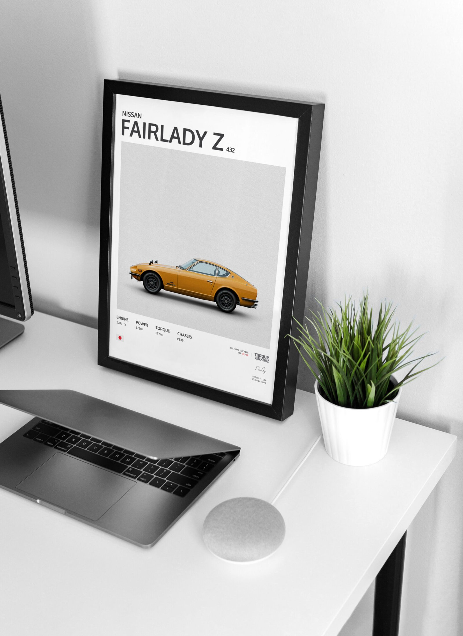 Nissan Fairlady Z 432 Safari Gold Frame Poster Desktop